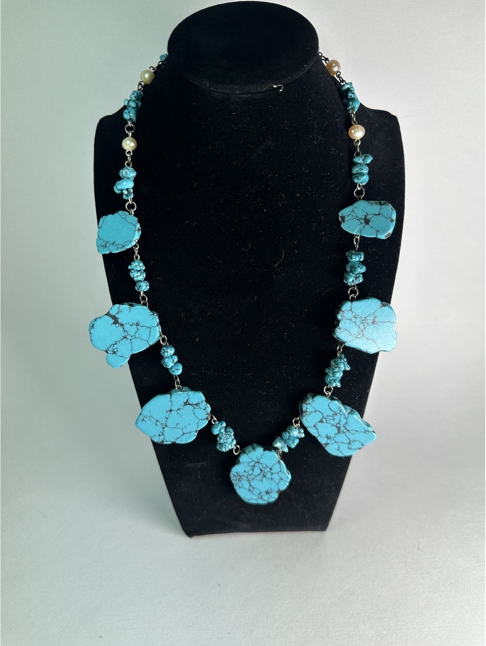 Turquoise Dyed Howlite Freshwater Pearl Statement Necklace Boho Western 22”
